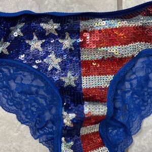 PINK Victoria's Secret panties underwear American flag NWT Valentine’s Day M